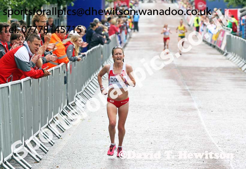 Alyson Dixon (England) in the 2014 Commonwealth Games Womens Marathon. Photo: David T. Hewitson/Sports for All Pics